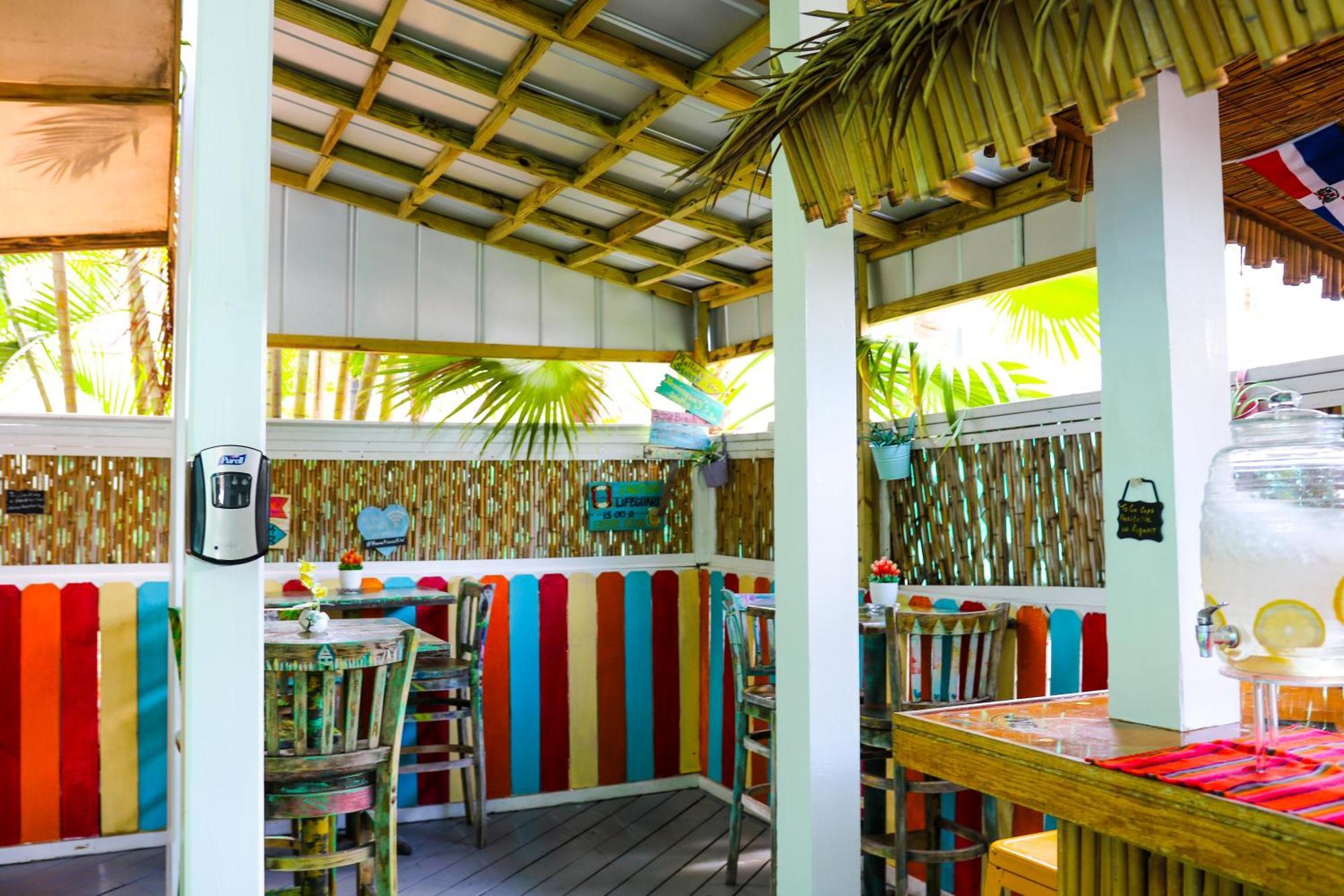 فندق Caribbean House كي وست المظهر الخارجي الصورة