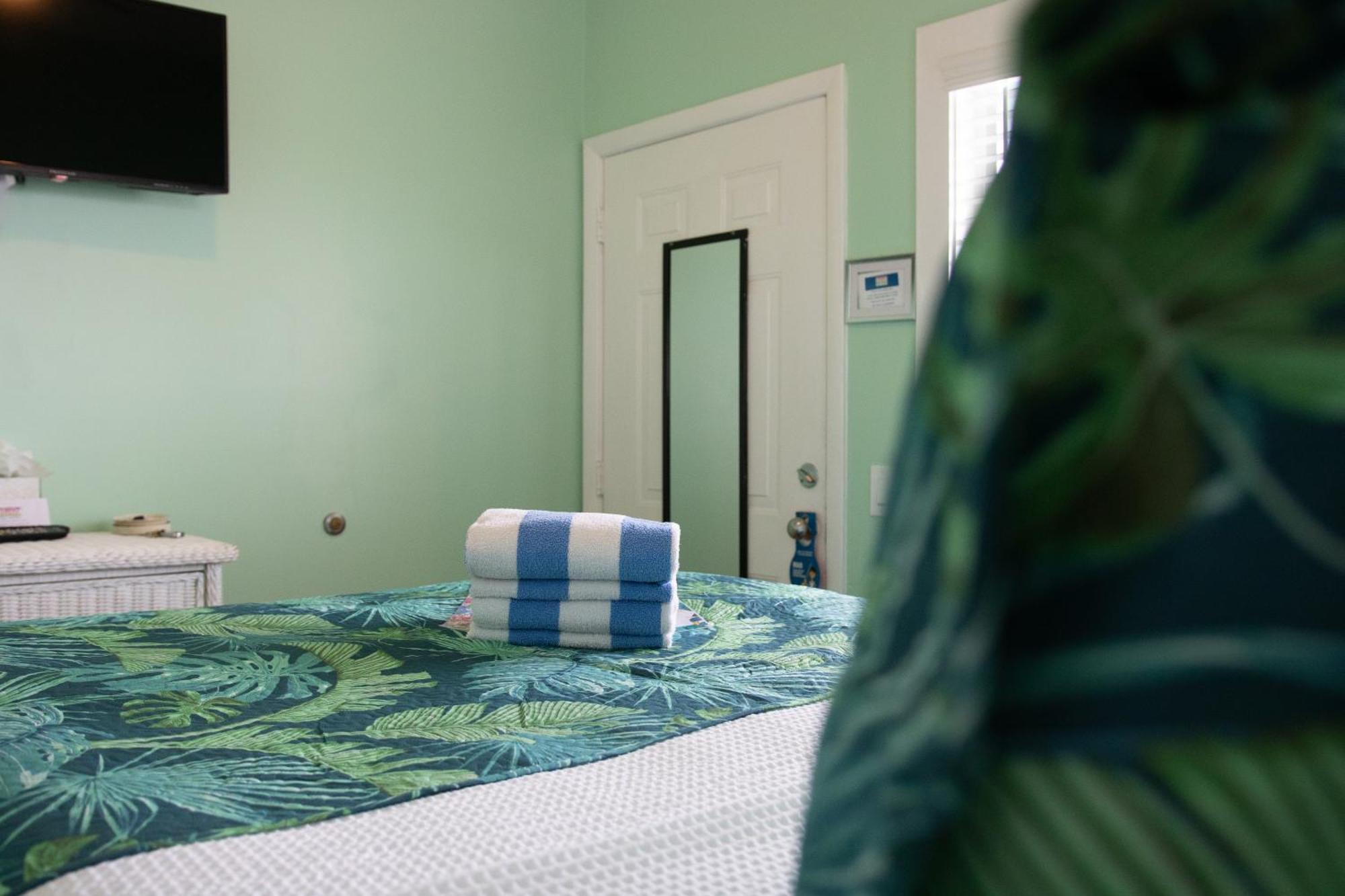 فندق Caribbean House كي وست المظهر الخارجي الصورة